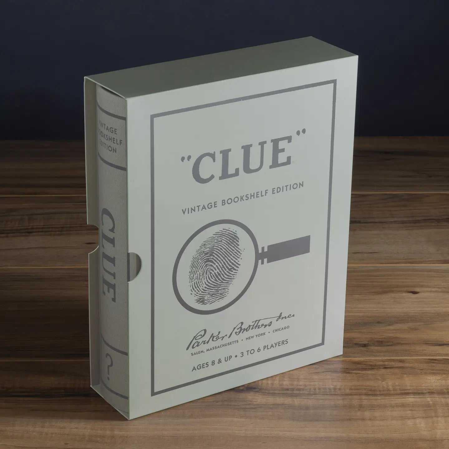 Clue Vintage Bookshelf Edition | Muse Ever After