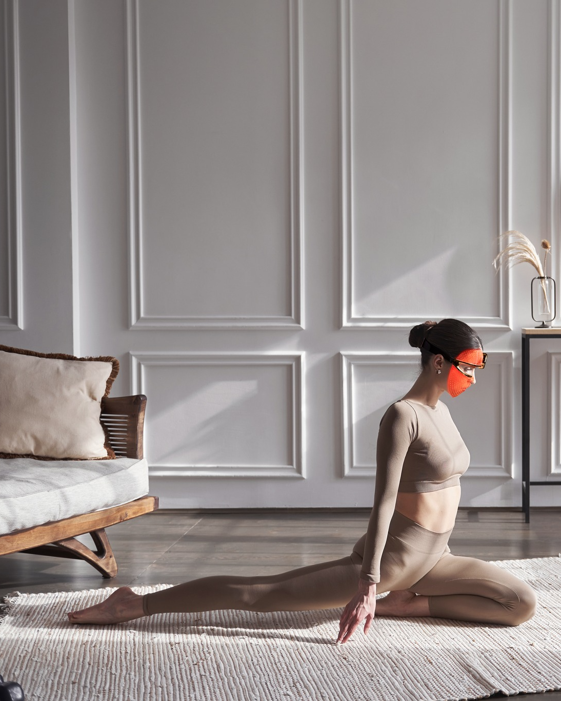 Red Light Mask | FAQ | Muse Ever After